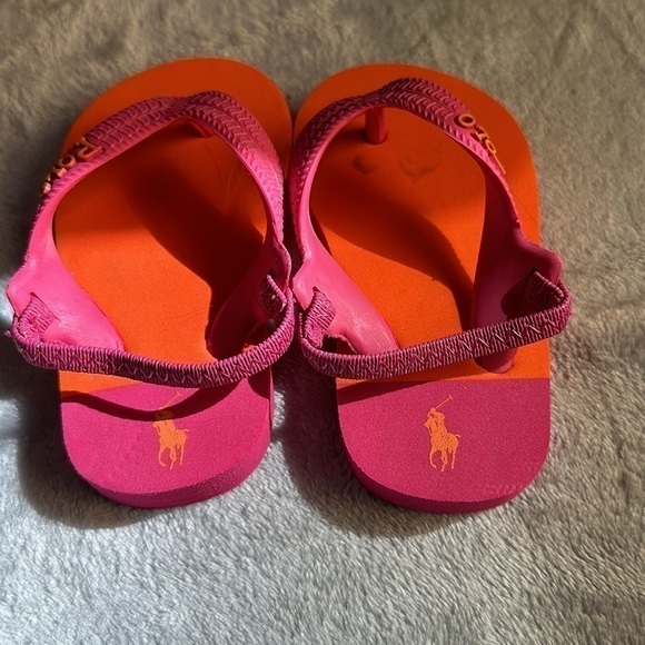 Polo - NWOT -  Pink/Orange summer flip flops. Size 5 - Picture 4 of 5